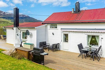 8 Personen Ferienhaus in Inndyr
