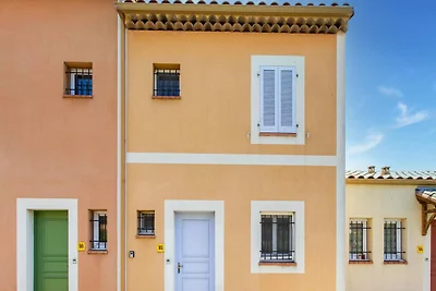 Confortevole casa vacanze con piscina