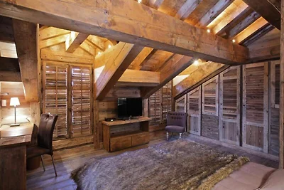 Chalet in Chenus in der Nähe des Skilifts...