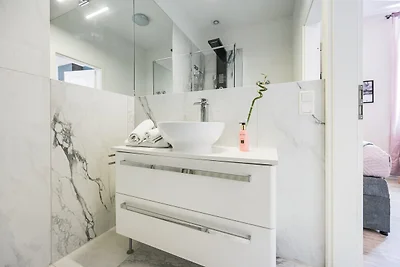 Rosa Taunus Apartment