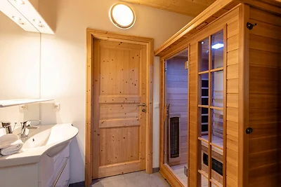 Großzügiges Chalet mit Sauna in Skipistenähe