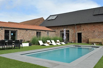 Authentischer Bauernhof mit Pool