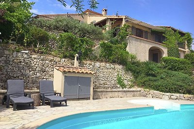 Geräumige Villa in Flayosc mit privatem Pool