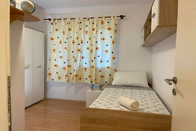 Zwei-Zimmer-Wohnung mit Terrasse