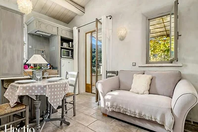 Appartamento a Oppède con piscina riscaldata