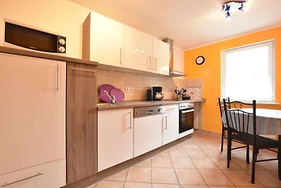 Ferienhaus mit eigener Terrasse in Russow
