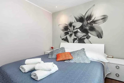 Modern Comfort  - One Bedroom Apartment...