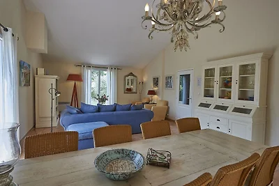 Bella villa sul massiccio della Sainte Baume