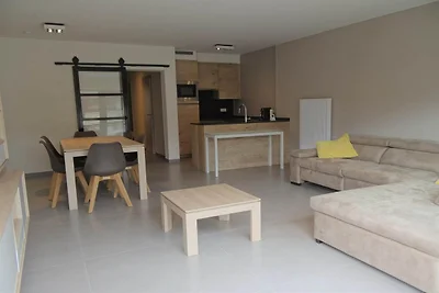 Appartamento a Nieuwpoort con terrazza