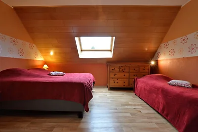 Verlockendes Ferienhaus in Waimes mit Garten