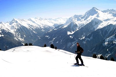 Ruim appartement in Kaltenbach met een...