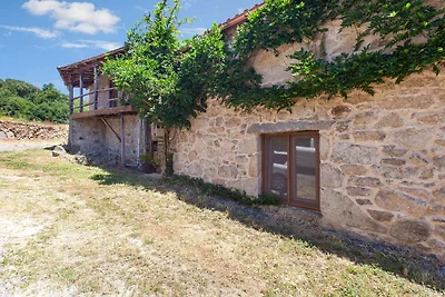 Wohnung in Castrotaסe mit Garten
