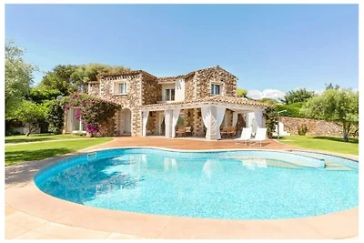 Villa in CASTIADAS mit Schwimmbecken