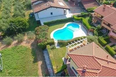 Villa mit 2 Schlafzimmer