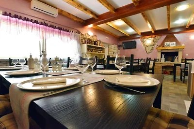 Authentic Istrian Rooms for Unforgettable Sta...