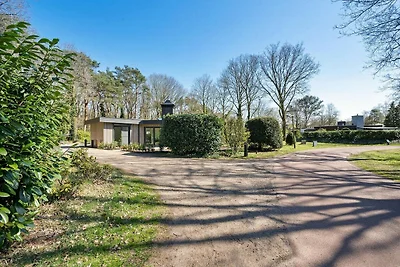 Luxuriöses Ferienhaus mitten in der Natur