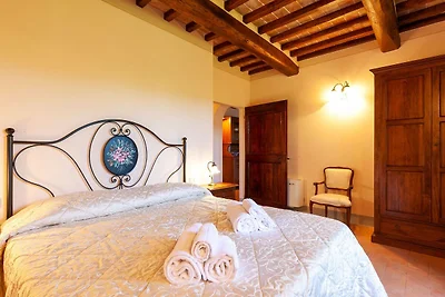 Agriturismo di lusso a Cortona con piscina