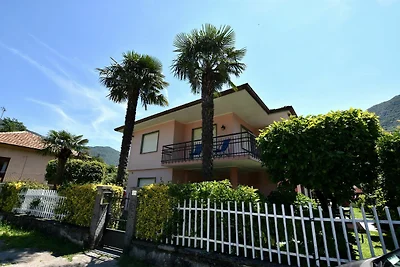 Villa in Mergozzo mit Terrasse