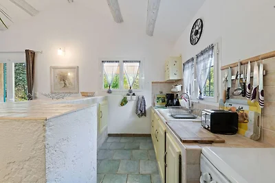 Moderna casa vacanze con piscina privata
