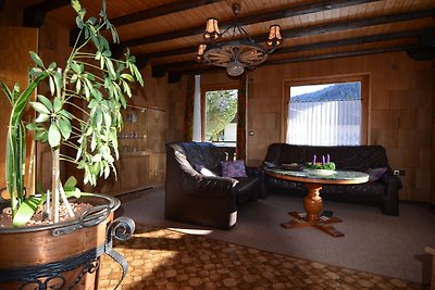 Erholsames Ferienhaus in Deilingen mit Terras...
