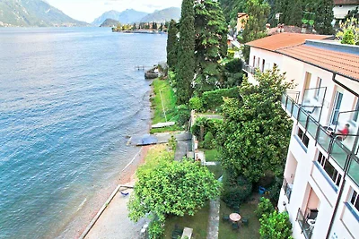 Appartamento moderno a Menaggio con terrazza