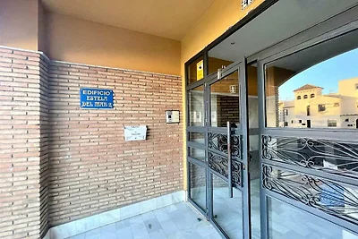 Appartamento a Roquetas de Mar con balcone