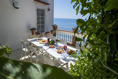 Villa in Ravello mit Pool und Meerblick