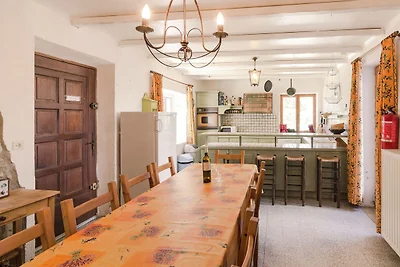 Kinderfreundliche Villa mit privatem Pool