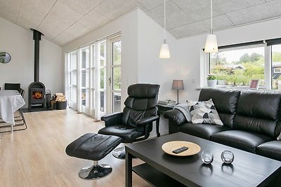 10 Personen Ferienhaus in Løgstør-By Traum