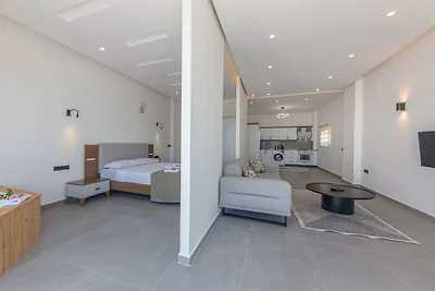 Villa in Kalkan mit Schwimmbecken