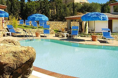 Residence mit Pool in Tanaunella-Budoni-ehema...