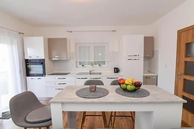 Sweet Apartment Rita - One Bedroom Apartment ...