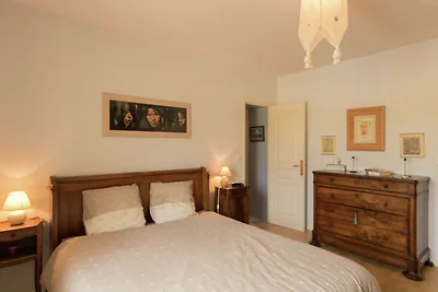 Villa Saint-Nexans con piscina privata...