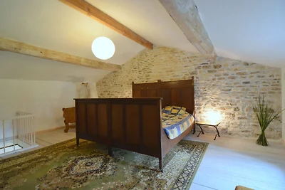 Spazioso cottage con terrazza