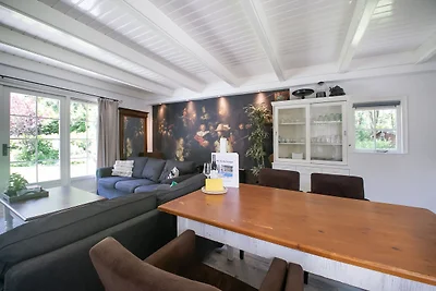 Villa a Wateren con terrazza coperta