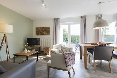 Komfortable Villa im Grünen mit...