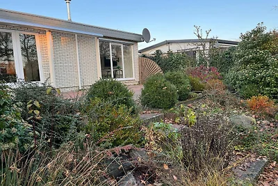 Bungalow in Makkum am Seeufer