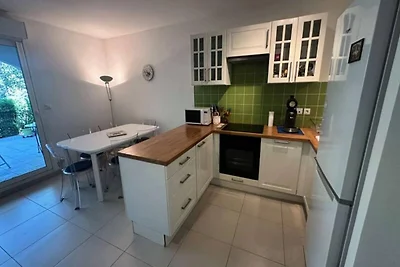 Apartment in Six-Fours in Strandnähe