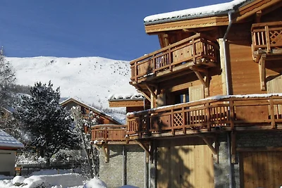 Chalet con camino, a soli 50 m.