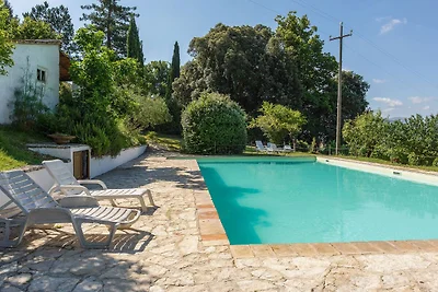 Luxuriöse Villa in Umbertide mit Swimmingpool