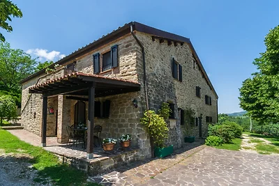 Bauernhof mit Blick in Fratticiola