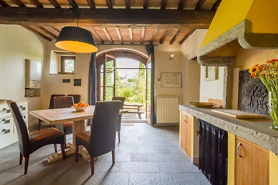 Casa vacanza a Vinci con zona mare