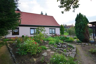 Apartment in the Harz with a log cabin, pond ...