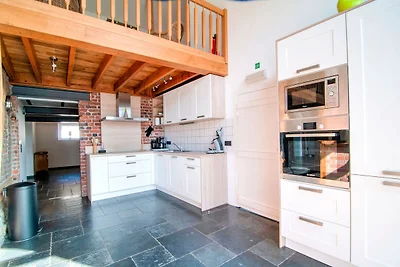 Elegante casa vacanze a Burnenville Belgio