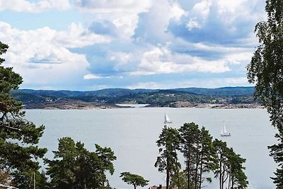 4 Personen Ferienhaus in Höviksnäs
