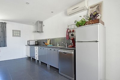 Ruhige Villa in Oupia mit privatem...