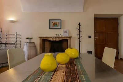 Wohnung in Torino mit Balkon und Parken