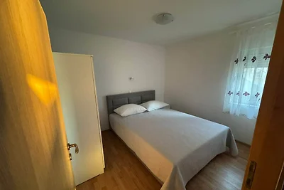 Gut gelegene Wohnung in Rogoznica