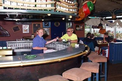 Bungalow am Wasser mit privatem Steg