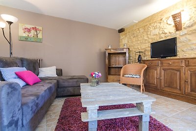 Comfy holiday home in Saint-Cyprien with...